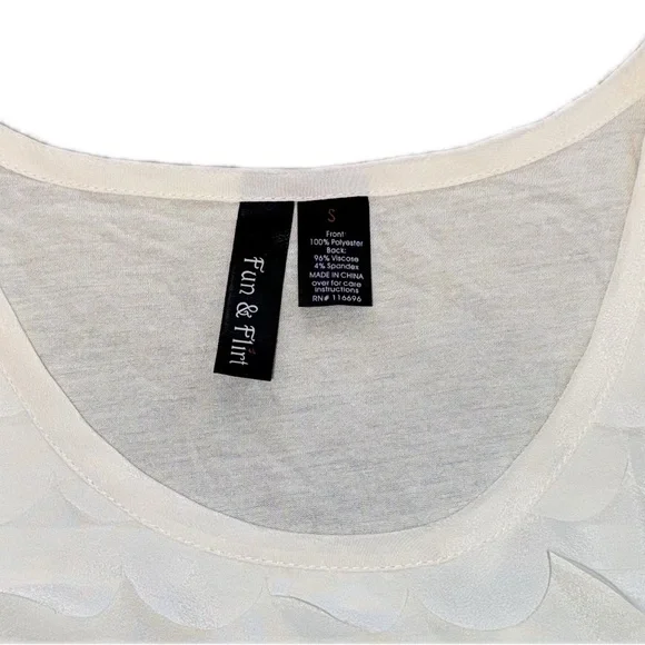 GUC Fun & Flirt Scalloped Tank Top - Picture 3 of 5